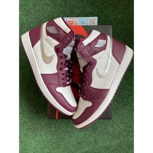 Nike Air Jordan 1 Retro High OG Bordeaux 555088-611 Men’s Size 12 Vnds